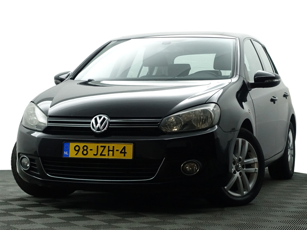 
Volkswagen Golf 1.4 TSI Highline Aut- Sport Interieur, Navi, Clima, Cruise, Bluetooth Audio vol									