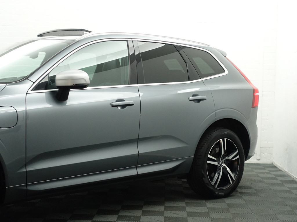
Volvo XC60 2.0 T8 Twin Engine AWD R-Design Aut- Stoelkoeling, Stuur/Stoelverwarming, Panodak, Memory, Blis, Camera vol									