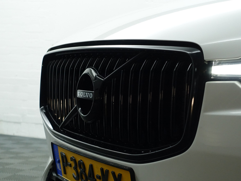
Volvo XC60 2.0 T8 Twin Engine AWD Inscription Blackpack Aut- Panoramadak, Memory, Xenon led, Blis, Dynamic Select, Elek Trekhaak, Lane Assist vol									