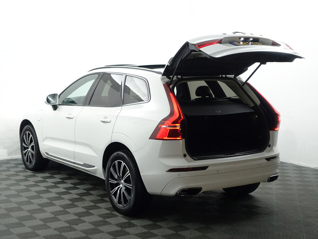 
Volvo XC60 2.0 T8 Twin Engine AWD Inscription Blackpack Aut- Panoramadak, Memory, Xenon led, Blis, Dynamic Select, Elek Trekhaak, Lane Assist vol									