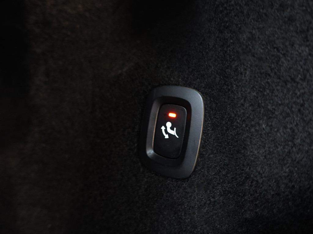 
Volvo XC60 2.0 T8 Twin Engine AWD Inscription Blackpack Aut- Panoramadak, Memory, Xenon led, Blis, Dynamic Select, Elek Trekhaak, Lane Assist vol									