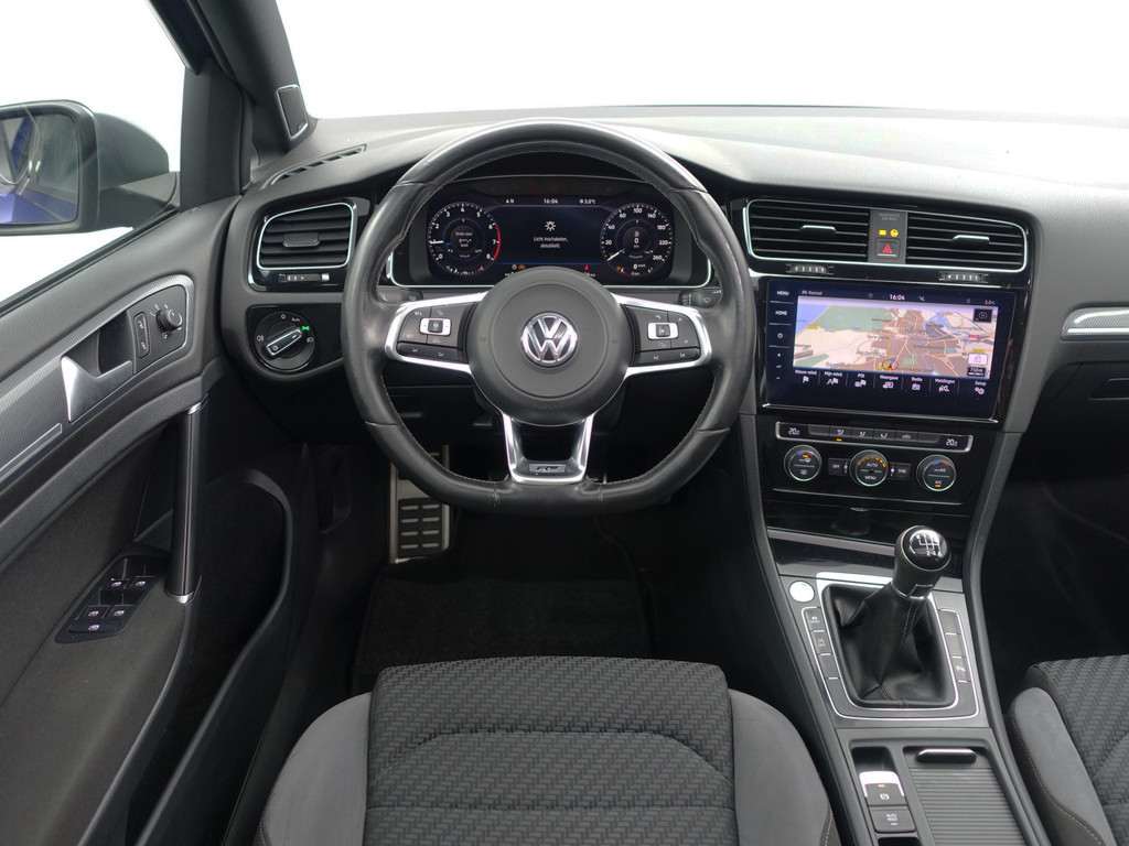 
								Volkswagen Golf 1.5 TSI R Line+ Panoramadak, Ada Cruise, Xenon Led, Keyless, Dynamic Select, Park Assist, Camera, Virtual Cockpit vol									