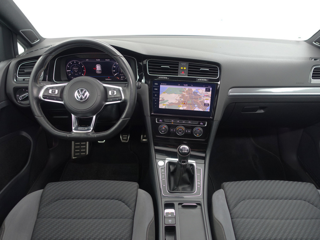 
								Volkswagen Golf 1.5 TSI R Line+ Panoramadak, Ada Cruise, Xenon Led, Keyless, Dynamic Select, Park Assist, Camera, Virtual Cockpit vol									