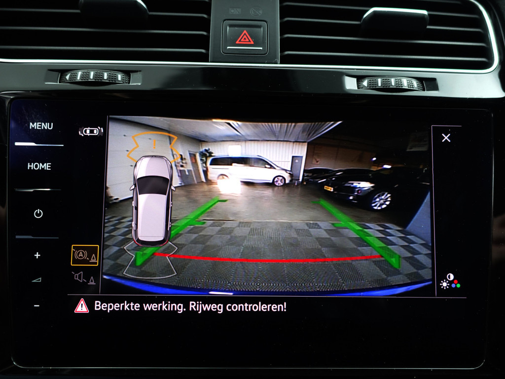 
								Volkswagen Golf 1.5 TSI R Line+ Panoramadak, Ada Cruise, Xenon Led, Keyless, Dynamic Select, Park Assist, Camera, Virtual Cockpit vol									