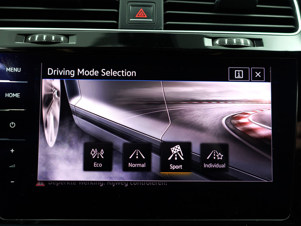 
								Volkswagen Golf 1.5 TSI R Line+ Panoramadak, Ada Cruise, Xenon Led, Keyless, Dynamic Select, Park Assist, Camera, Virtual Cockpit vol									