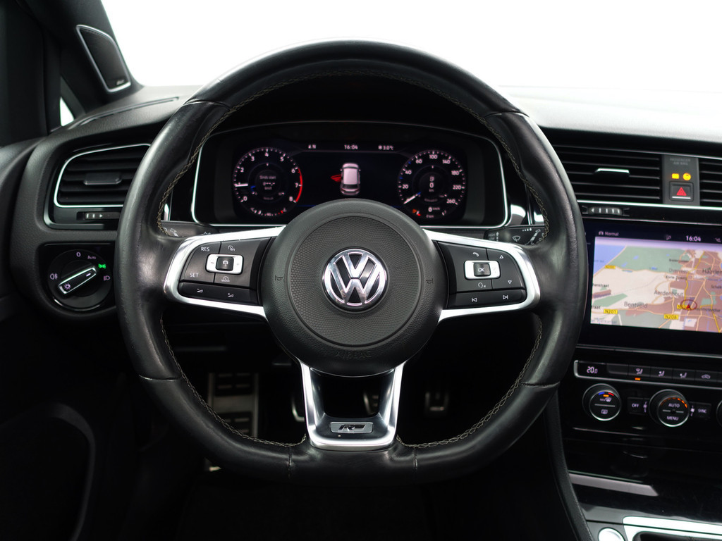 
								Volkswagen Golf 1.5 TSI R Line+ Panoramadak, Ada Cruise, Xenon Led, Keyless, Dynamic Select, Park Assist, Camera, Virtual Cockpit vol									