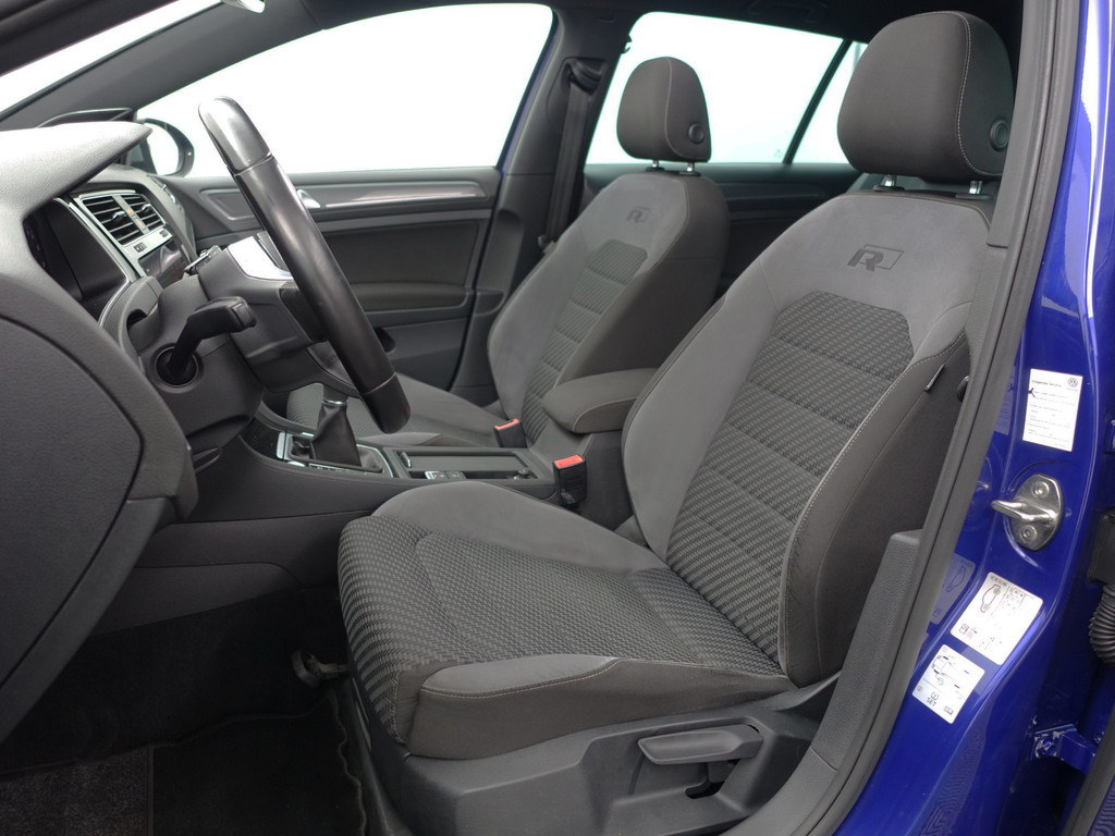
								Volkswagen Golf 1.5 TSI R Line+ Panoramadak, Ada Cruise, Xenon Led, Keyless, Dynamic Select, Park Assist, Camera, Virtual Cockpit vol									