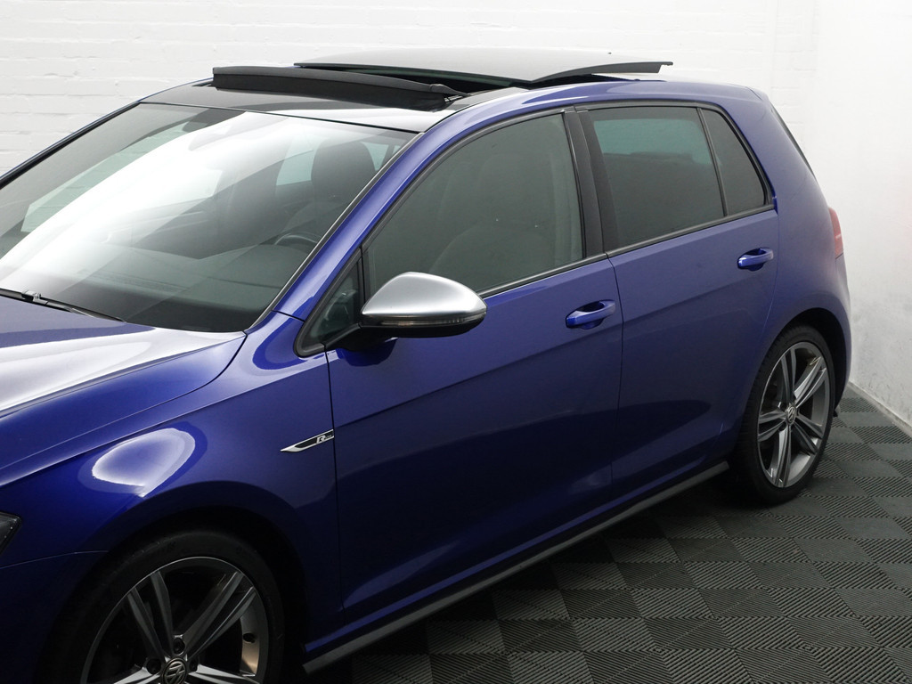 
								Volkswagen Golf 1.5 TSI R Line+ Panoramadak, Ada Cruise, Xenon Led, Keyless, Dynamic Select, Park Assist, Camera, Virtual Cockpit vol									