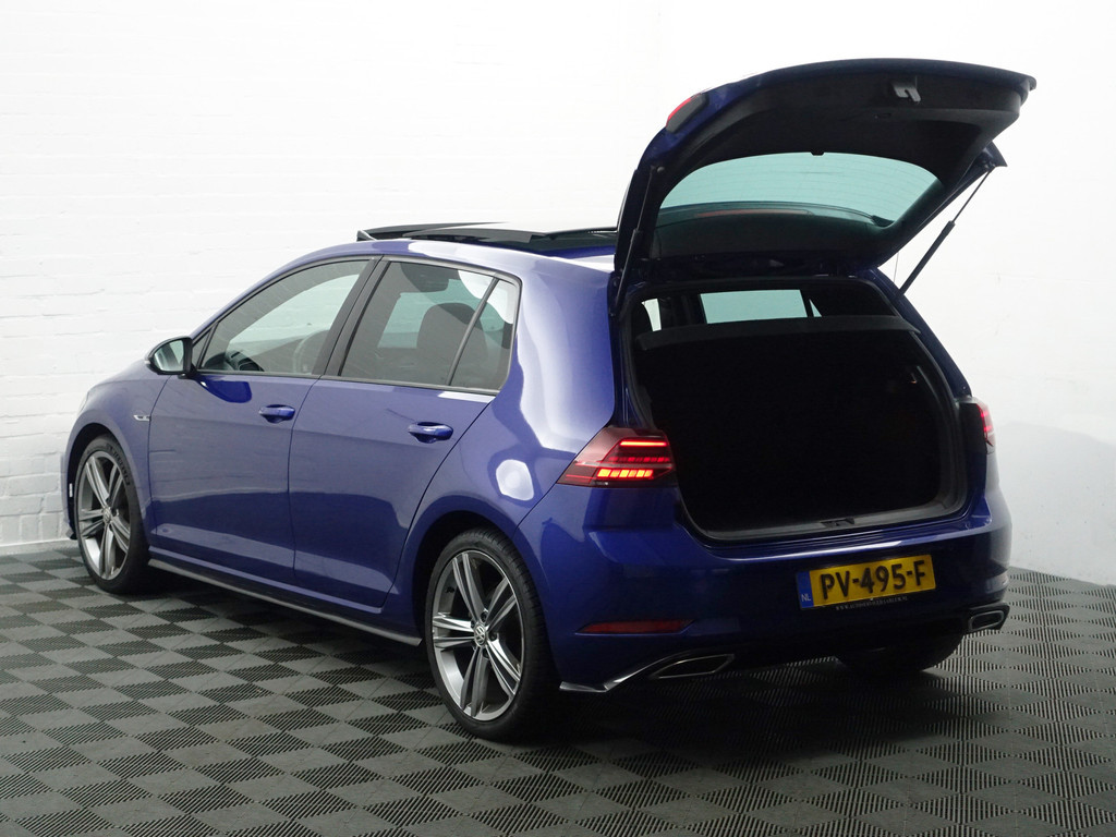 
								Volkswagen Golf 1.5 TSI R Line+ Panoramadak, Ada Cruise, Xenon Led, Keyless, Dynamic Select, Park Assist, Camera, Virtual Cockpit vol									