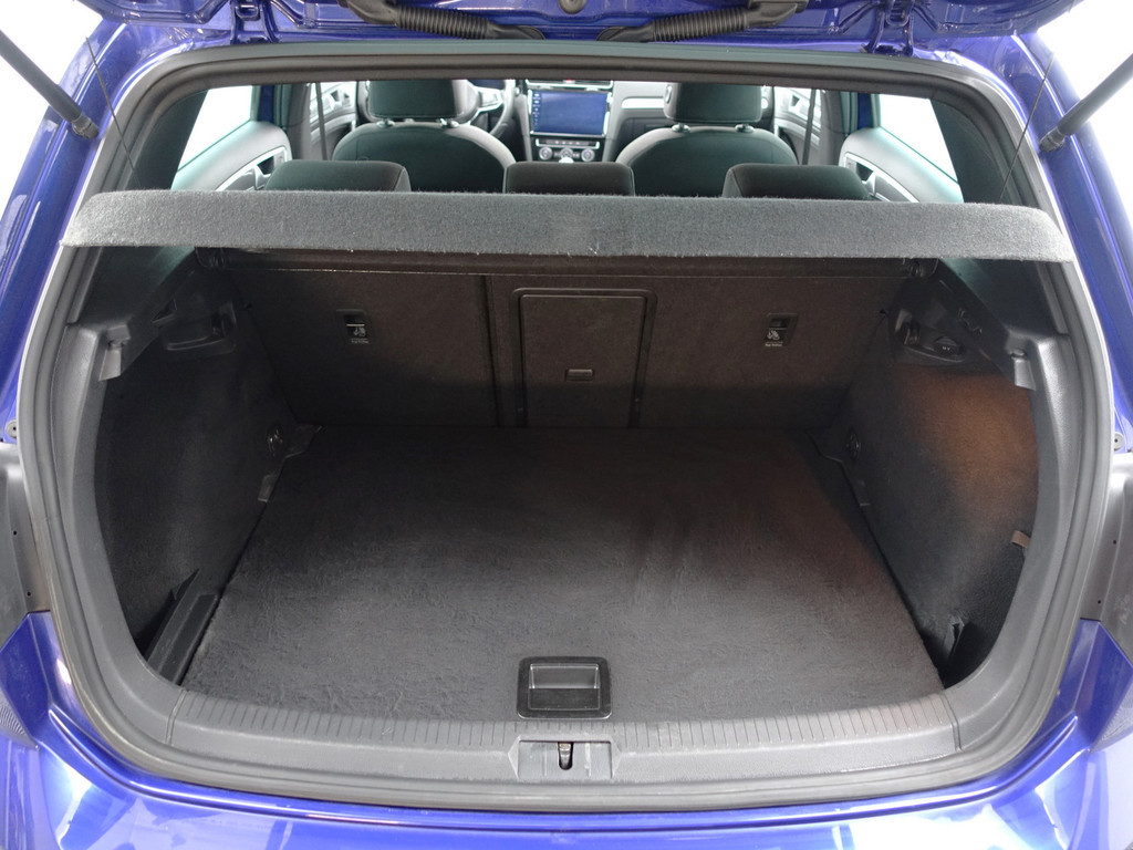 
								Volkswagen Golf 1.5 TSI R Line+ Panoramadak, Ada Cruise, Xenon Led, Keyless, Dynamic Select, Park Assist, Camera, Virtual Cockpit vol									