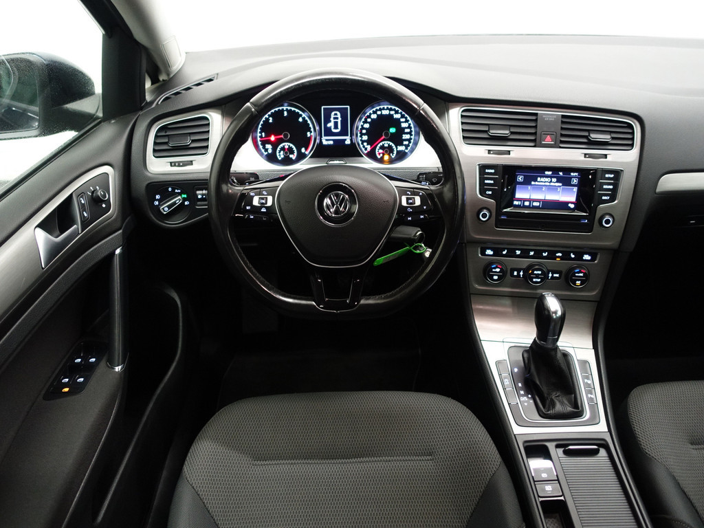 
Volkswagen Golf 2.0 TDI Highline+ Aut- Standkachel, Park Assist, Clima, Stoelverwarming vol									