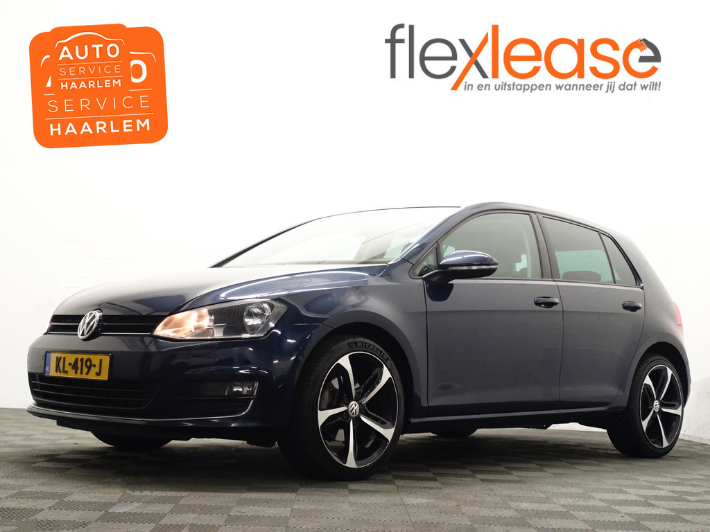 
Volkswagen Golf 2.0 TDI Highline+ Aut- Standkachel, Park Assist, Clima, Stoelverwarming vol									