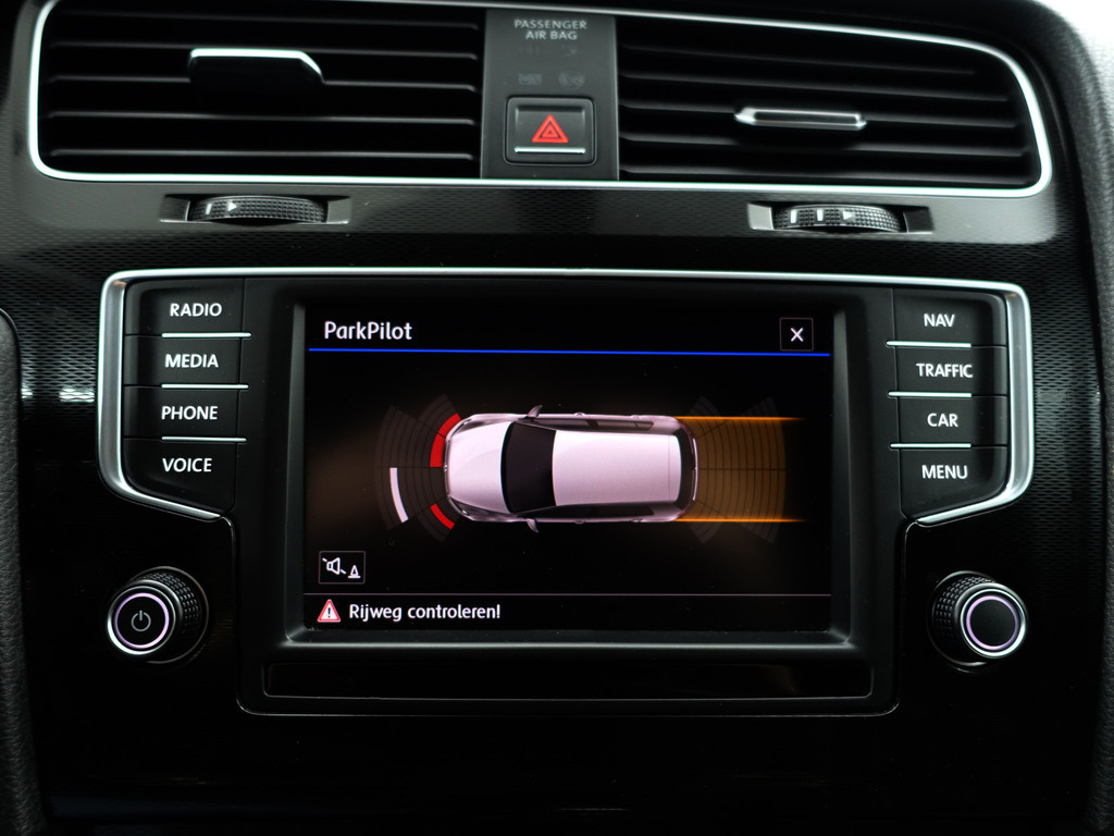 
Volkswagen Golf 1.4 TSI GTE Highline Aut- Xenon Led, CarPlay, Navi, Park Assist, Blindspot, Clima, Cruise vol									