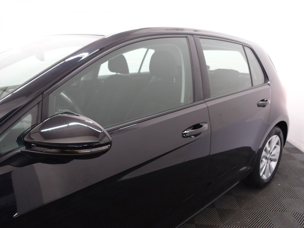 
								Volkswagen Golf 1.0 TSI Highline- Full map Navi, Camera, Cruise, ECC, LMV vol									