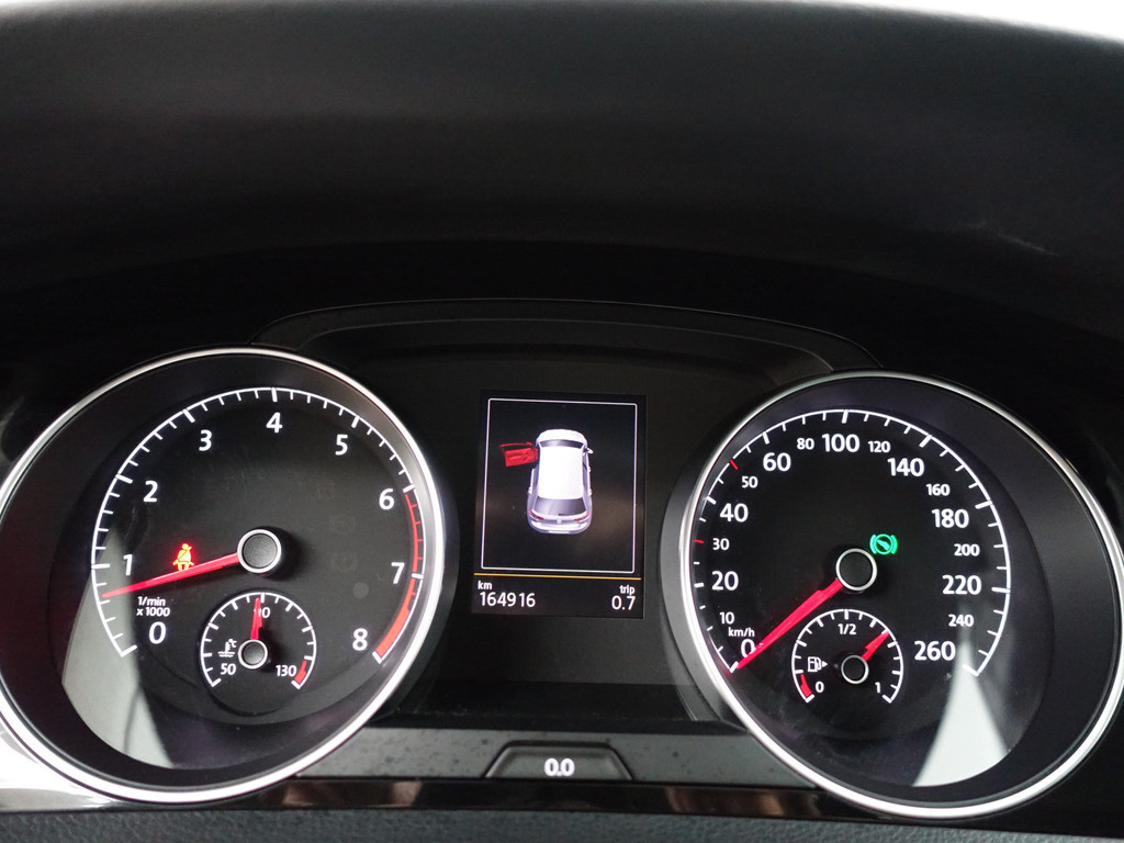 
Volkswagen Golf 1.2 TSI Highline Aut- Navi, Park Assist, Clima, Cruise, Sport Interieur vol									