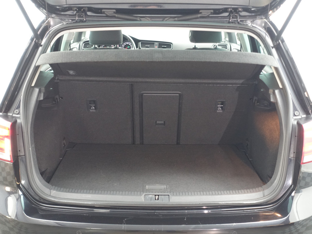 
Volkswagen Golf 1.2 TSI Highline Aut- Navi, Park Assist, Clima, Cruise, Sport Interieur vol									