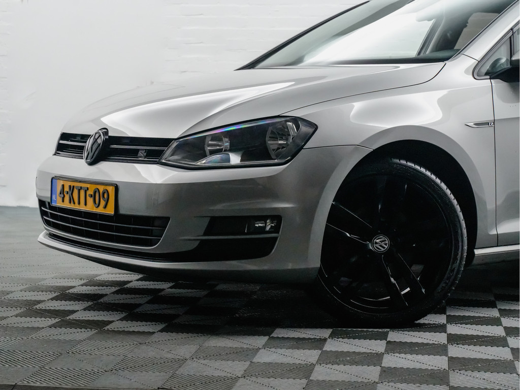 
Volkswagen Golf 1.2 TSI Highline+ Alcantara, Clima, Cruise, Elek pakket vol									