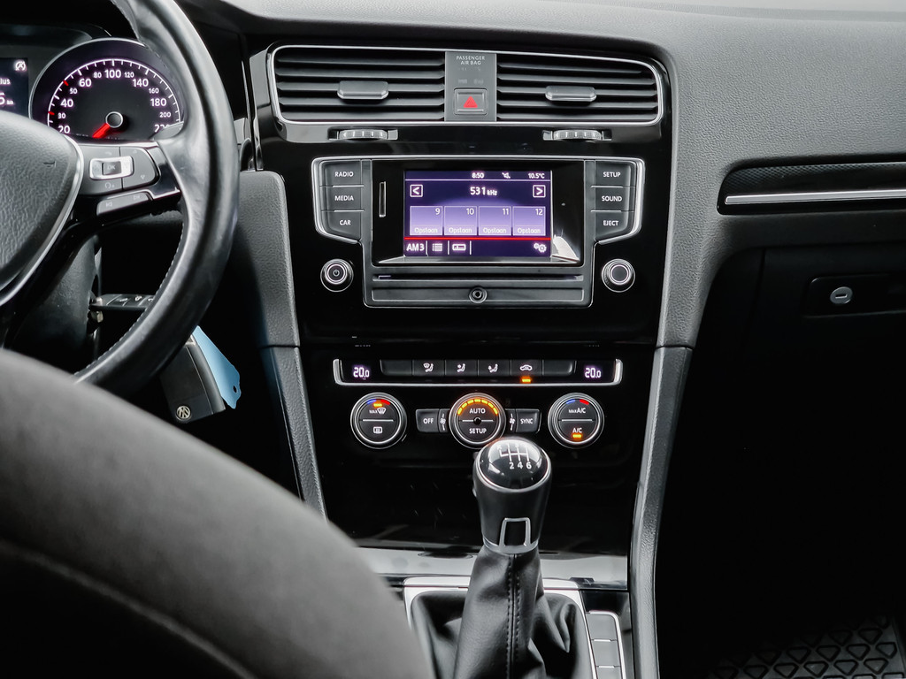 
Volkswagen Golf 1.2 TSI Highline+ Alcantara, Clima, Cruise, Elek pakket vol									