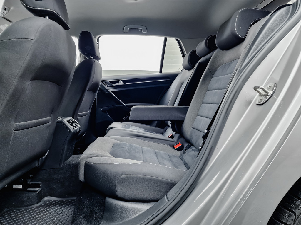 
Volkswagen Golf 1.2 TSI Highline+ Alcantara, Clima, Cruise, Elek pakket vol									