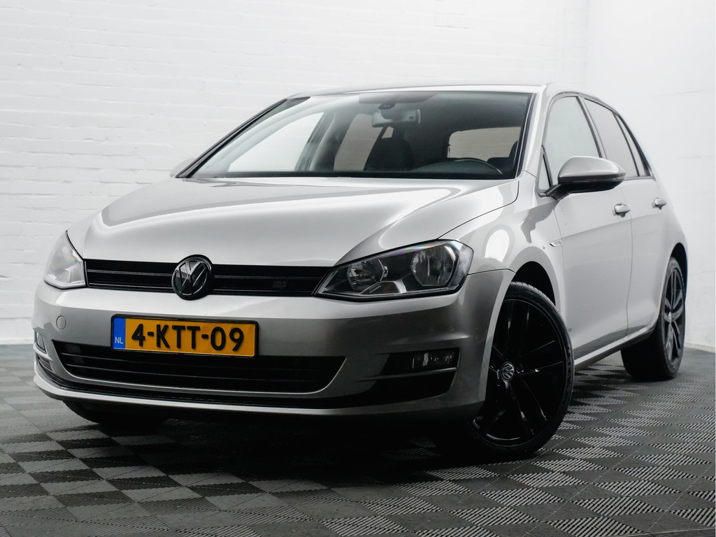 
Volkswagen Golf 1.2 TSI Highline+ Alcantara, Clima, Cruise, Elek pakket vol									
