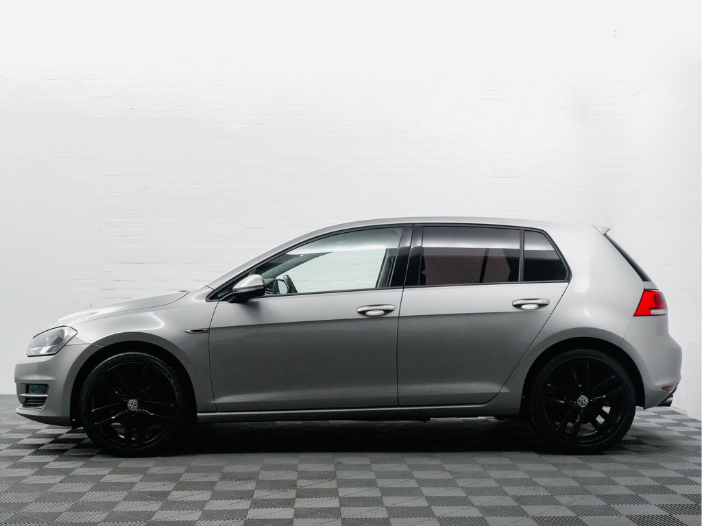 
Volkswagen Golf 1.2 TSI Highline+ Alcantara, Clima, Cruise, Elek pakket vol									