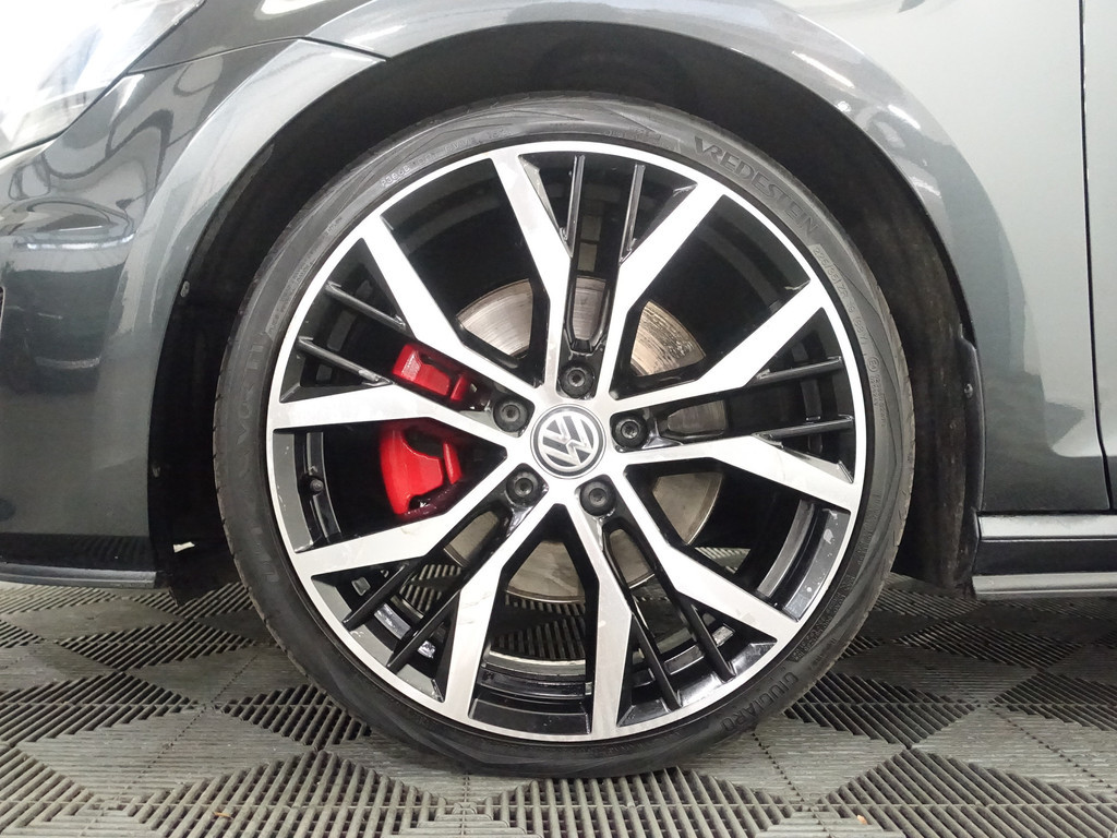 
Volkswagen Golf 2.0 TDI GTD Performance- Xenon Led, Navi, Stoelverwarming, Driving selection, Adap Cruise vol									