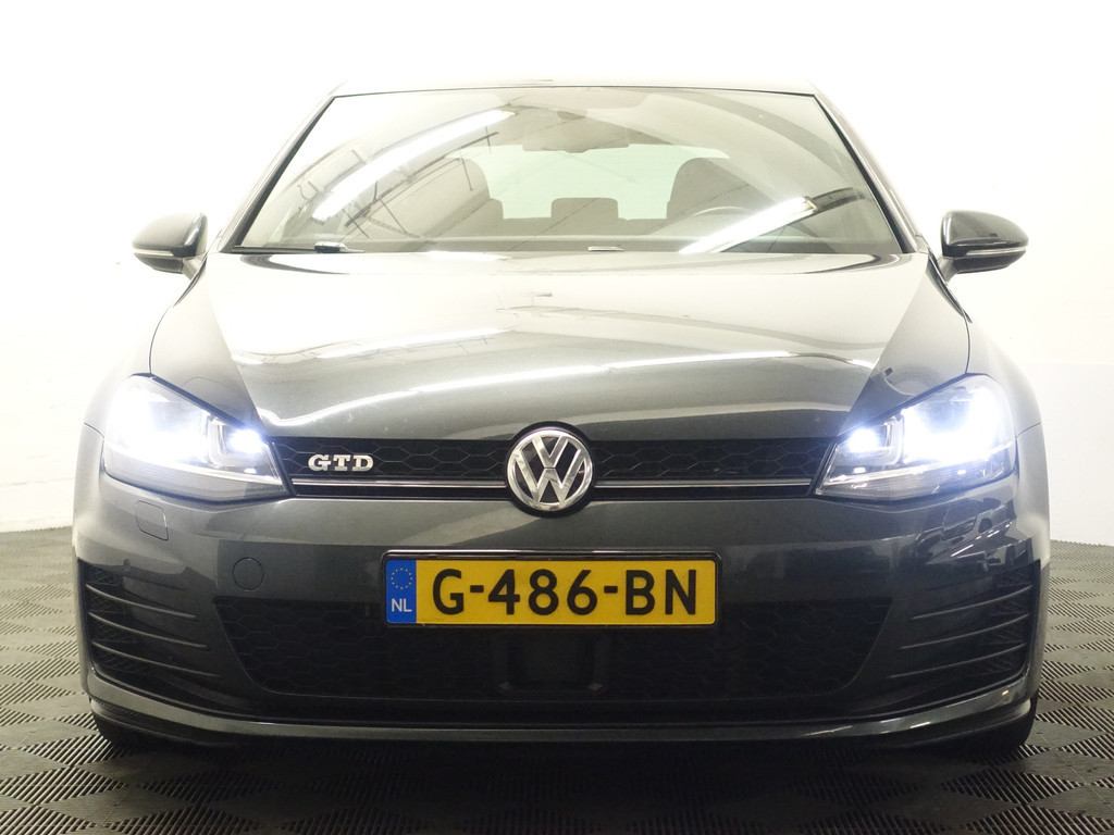 
Volkswagen Golf 2.0 TDI GTD Performance- Xenon Led, Navi, Stoelverwarming, Driving selection, Adap Cruise vol									