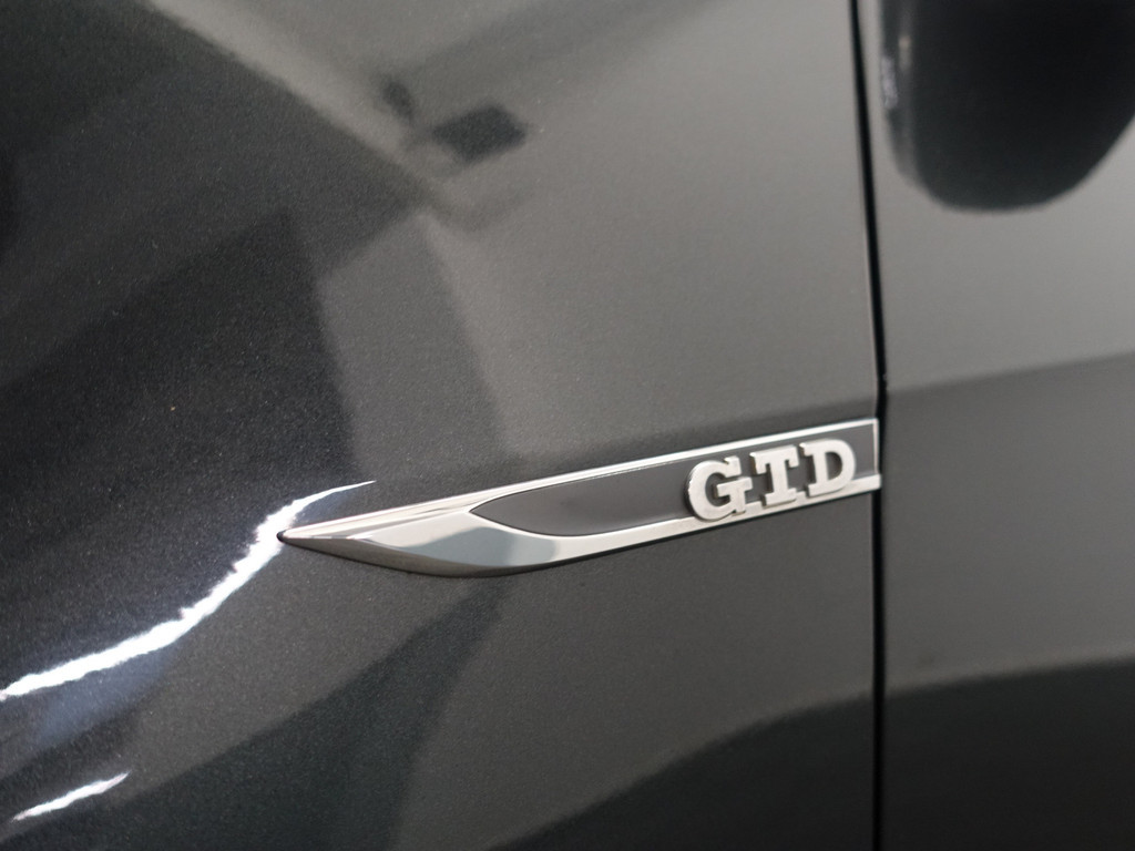 
Volkswagen Golf 2.0 TDI GTD Performance- Xenon Led, Navi, Stoelverwarming, Driving selection, Adap Cruise vol									