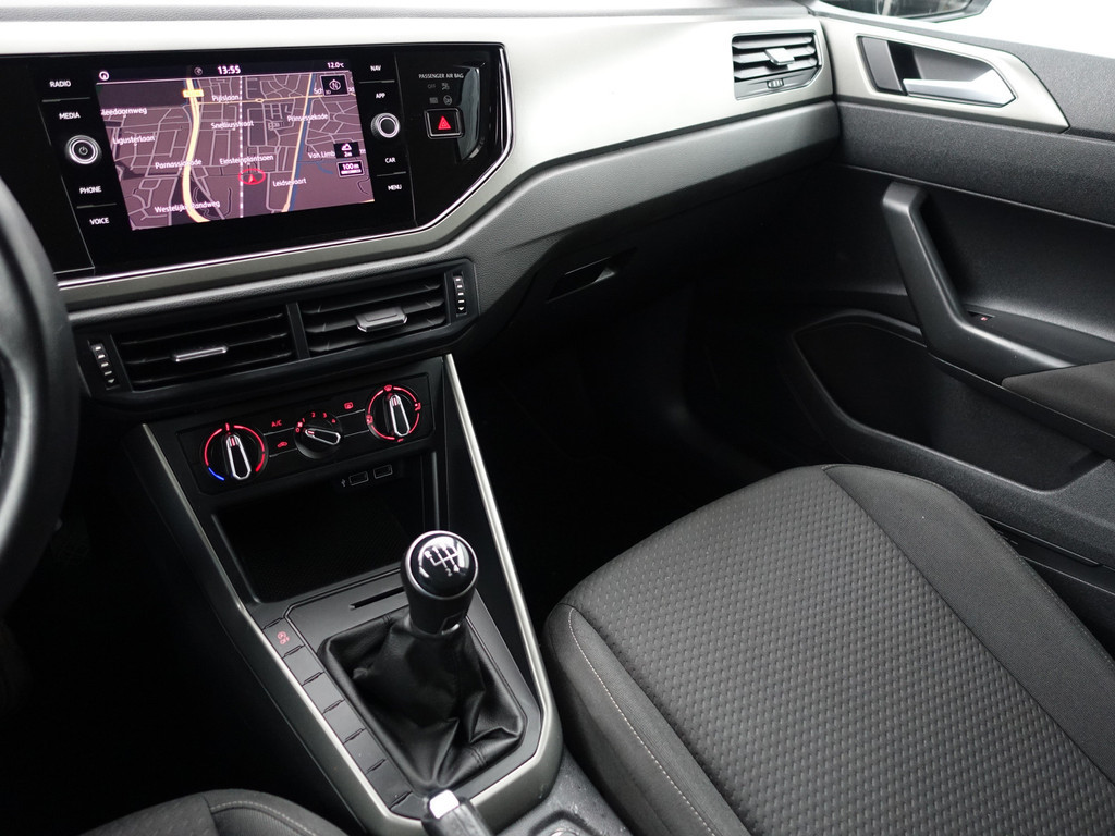 
Volkswagen Polo 1.0 TSI R Line+ Carplay, Camera, Park Assist, Ada Cruise, Led, Clima, Sport Interieur vol									