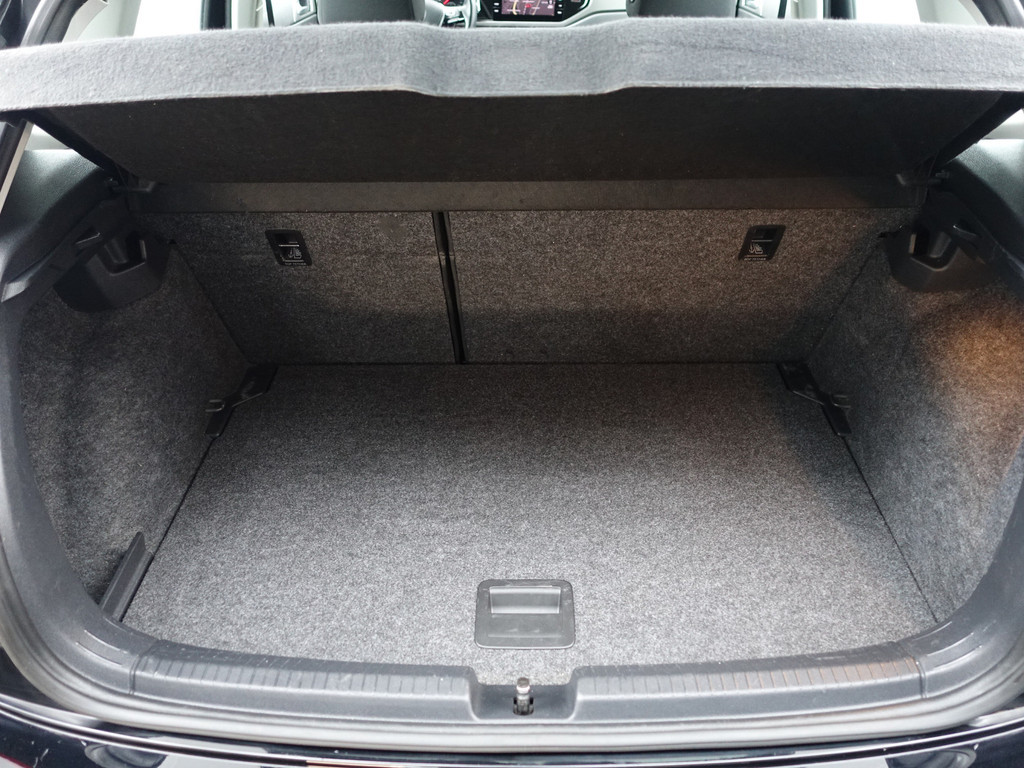 
Volkswagen Polo 1.0 TSI R Line+ Carplay, Camera, Park Assist, Ada Cruise, Led, Clima, Sport Interieur vol									