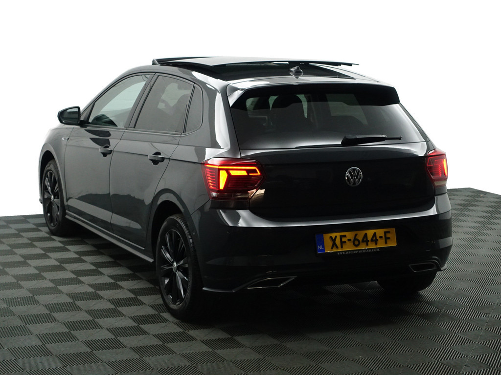 
Volkswagen Polo 1.6 TDI R Line- Panodak, Xenon Led, Carplay, Park Assist, Park Pilot, Beats Audio, Virtual Cockpit vol									