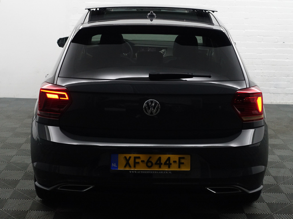 
Volkswagen Polo 1.6 TDI R Line- Panodak, Xenon Led, Carplay, Park Assist, Park Pilot, Beats Audio, Virtual Cockpit vol									