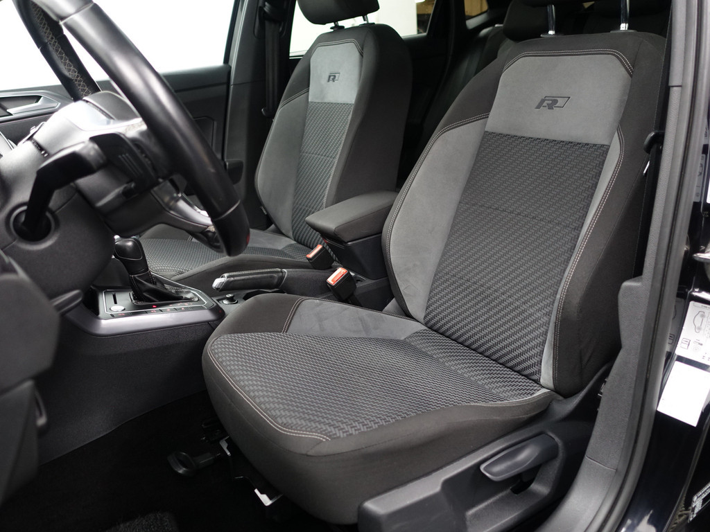 
Volkswagen Polo 1.0 TSI R Line Aut- Panodak, Xenon Led, CarPlay, Dynamic Select, Keyless, Virtual Cockpit, Ada Cruise vol									