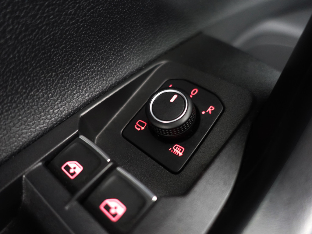 
								Volkswagen Polo 1.0 TSI R Line Aut- Panodak, Virtual Cockpit, Xenon Led, Ada Cruise, Carplay, Park Assist, Dynamic Select vol									