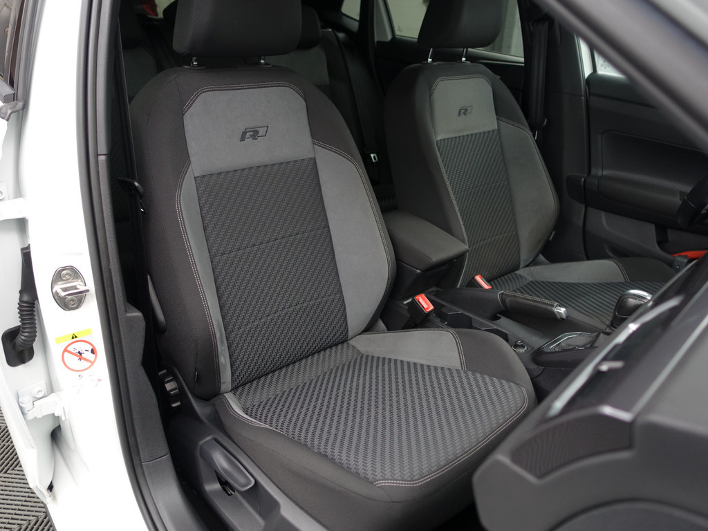 
								Volkswagen Polo 1.0 TSI R Line Aut- Panodak, Virtual Cockpit, Xenon Led, Ada Cruise, Carplay, Park Assist, Dynamic Select vol									