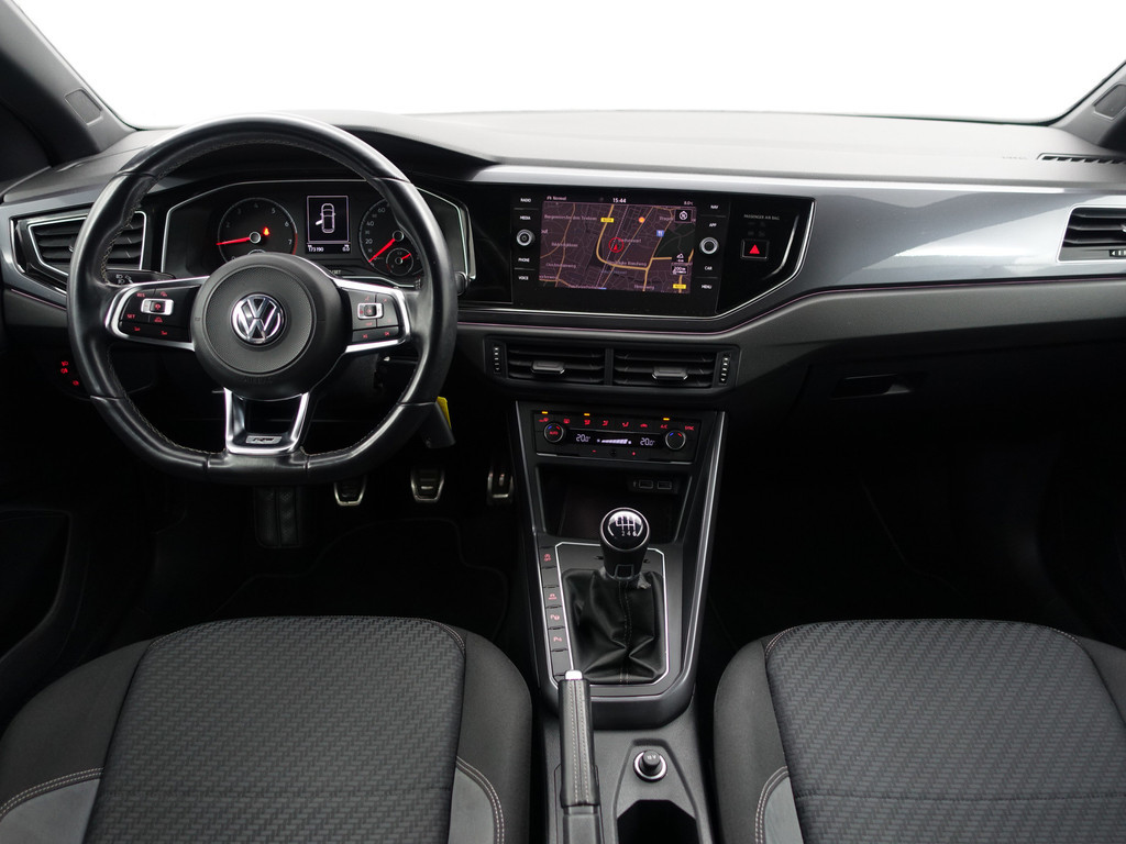 
Volkswagen Polo 1.0 TSI R Line+ Panoramadak, Xenon Led, Dynamic Select, Ada Cruise, Park Assist, Park Pilot vol									