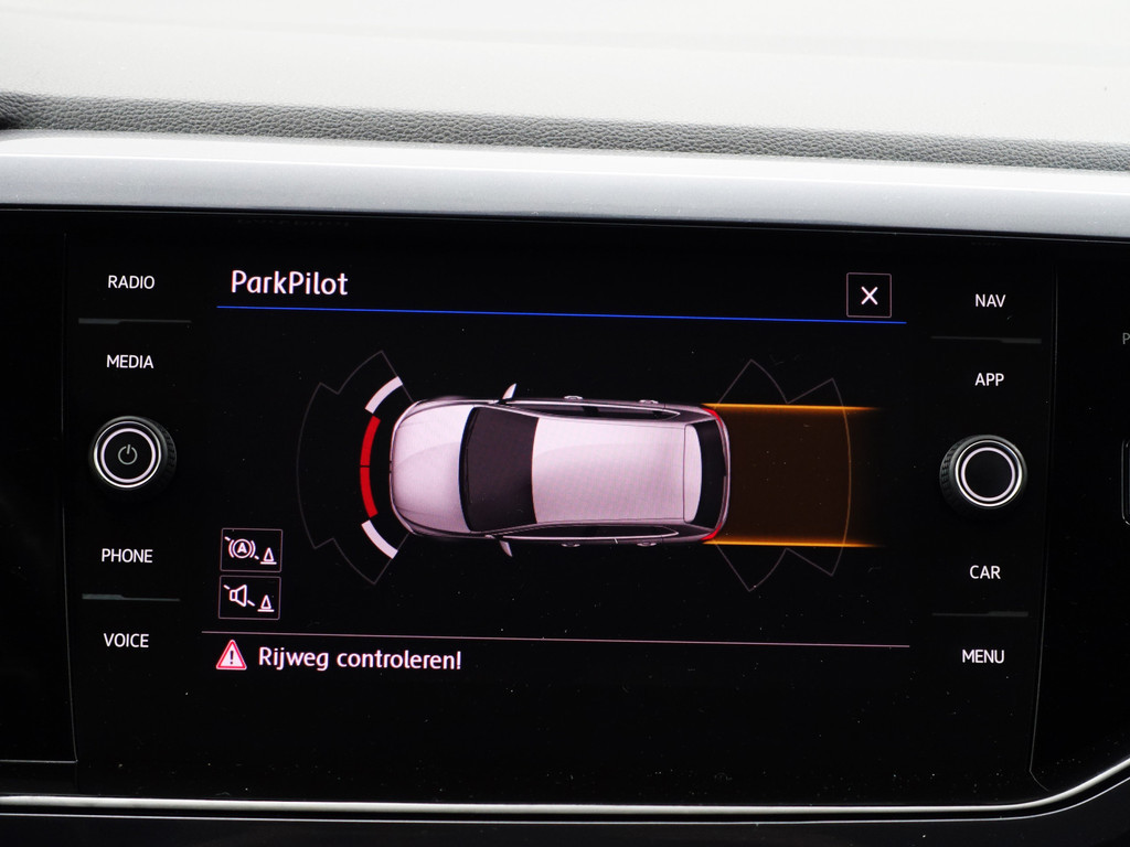 
Volkswagen Polo 1.0 TSI R Line+ Panoramadak, Xenon Led, Dynamic Select, Ada Cruise, Park Assist, Park Pilot vol									