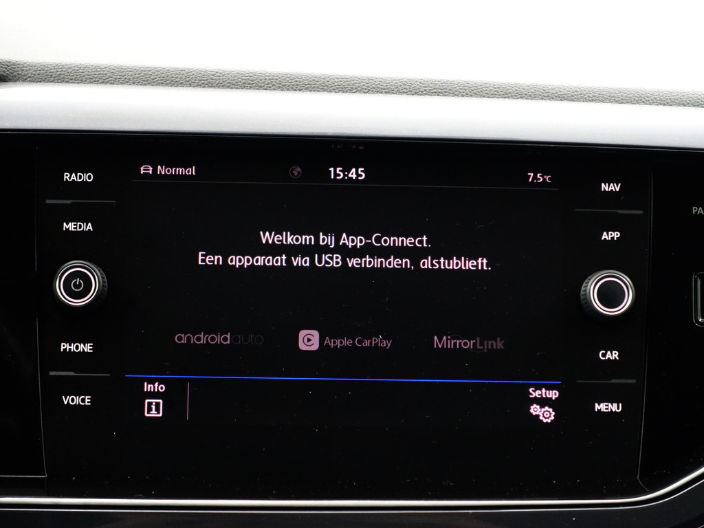 
Volkswagen Polo 1.0 TSI R Line+ Panoramadak, Xenon Led, Dynamic Select, Ada Cruise, Park Assist, Park Pilot vol									