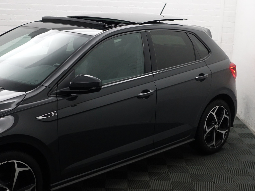 
Volkswagen Polo 1.0 TSI R Line+ Panoramadak, Xenon Led, Dynamic Select, Ada Cruise, Park Assist, Park Pilot vol									
