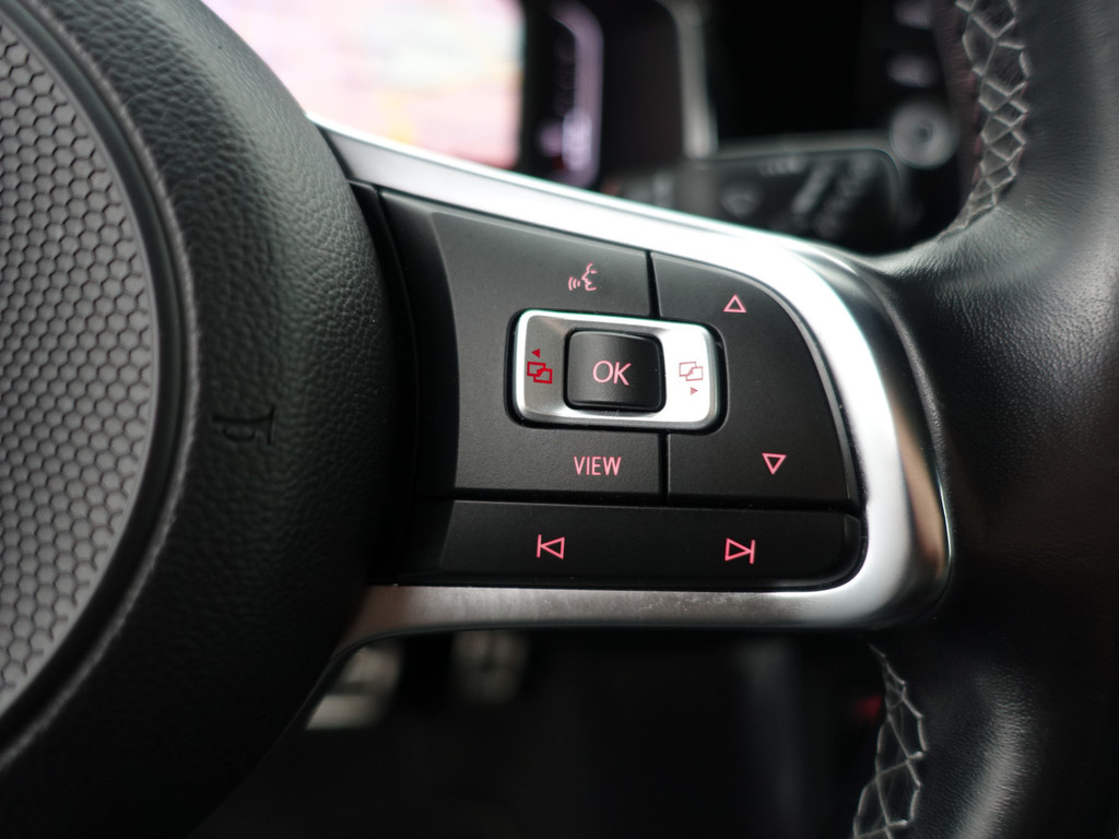 
								Volkswagen Polo 1.0 TSI R Line Aut- Panoramadak, CarPlay, Xenon Led, Keyless, Dynamic Select, Virtual Cockpit vol									