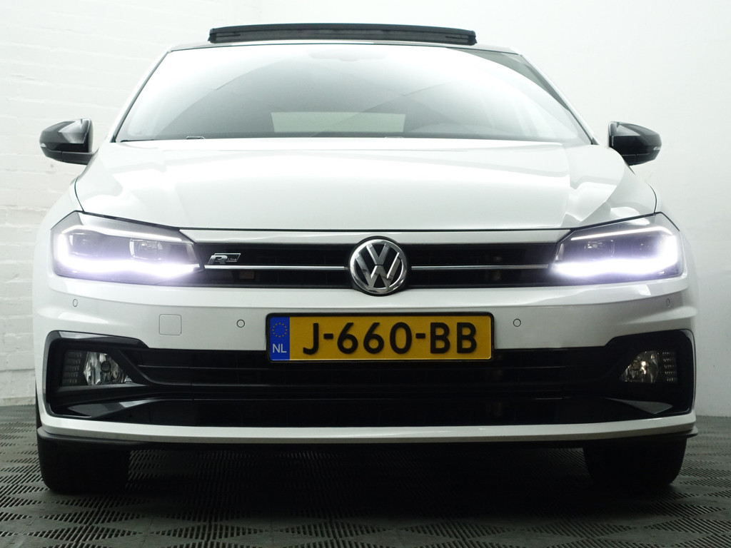 
								Volkswagen Polo 1.0 TSI R Line Aut- Panoramadak, CarPlay, Xenon Led, Keyless, Dynamic Select, Virtual Cockpit vol									