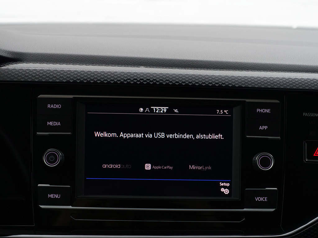 
Volkswagen Polo 1.0 TSI Edition Aut- Nap 39dkm, Virtual Cockpit, Ada Cruise, Led, Park Assist, Carplay, Spiegel pakket vol									