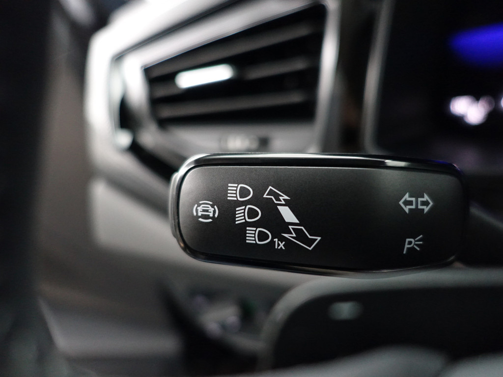 
Volkswagen Polo 1.0 TSI Edition Aut- Nap 39dkm, Virtual Cockpit, Ada Cruise, Led, Park Assist, Carplay, Spiegel pakket vol									