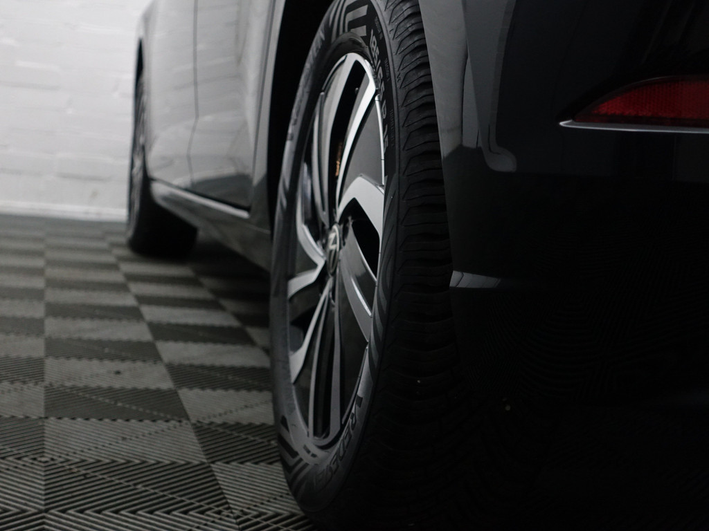 
Volkswagen Polo 1.0 TSI Edition Aut- Nap 39dkm, Virtual Cockpit, Ada Cruise, Led, Park Assist, Carplay, Spiegel pakket vol									