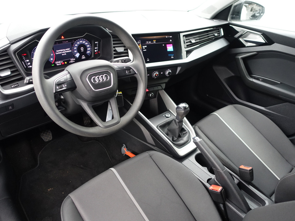 
Audi A1 Sportback 25 TFSI S-Line Two Tone, Virtual Cockpit, Navi, Clima, Lane Assist vol									