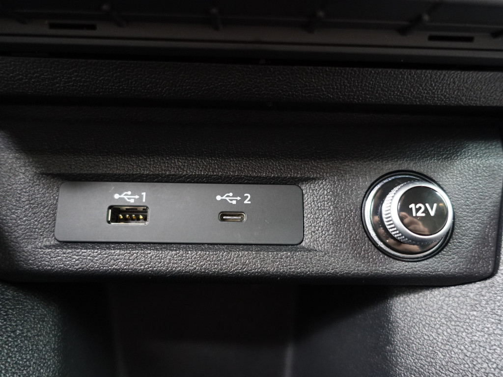 
Audi A1 Sportback 25 TFSI S-Line Two Tone, Virtual Cockpit, Navi, Clima, Lane Assist vol									