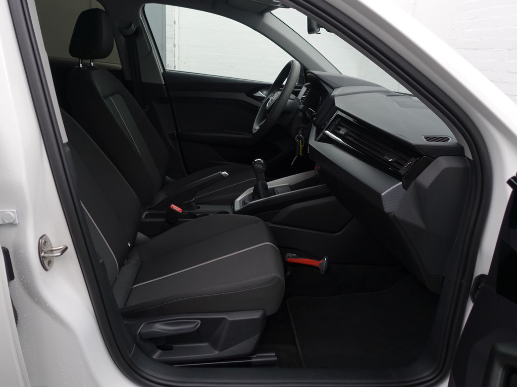 
Audi A1 Sportback 25 TFSI S-Line Two Tone, Virtual Cockpit, Navi, Clima, Lane Assist vol									