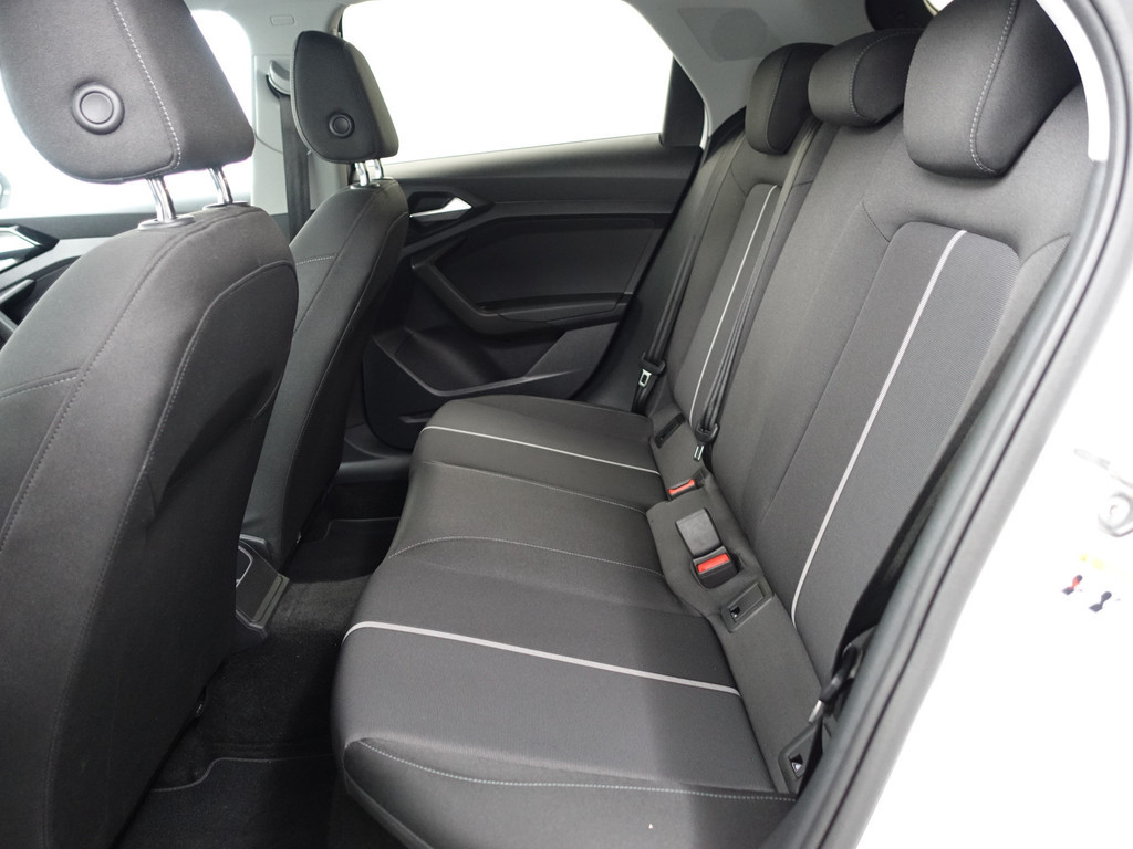 
Audi A1 Sportback 25 TFSI S-Line Two Tone, Virtual Cockpit, Navi, Clima, Lane Assist vol									