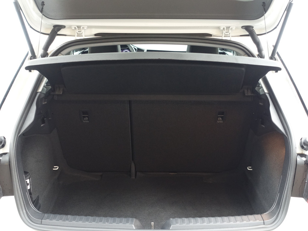 
Audi A1 Sportback 25 TFSI S-Line Two Tone, Virtual Cockpit, Navi, Clima, Lane Assist vol									