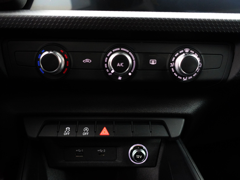 
Audi A1 Sportback 25 TFSI S line Black optic- CarPlay, Lane Assist, Led, Virtual Cockpit, Cruise, Clima vol									